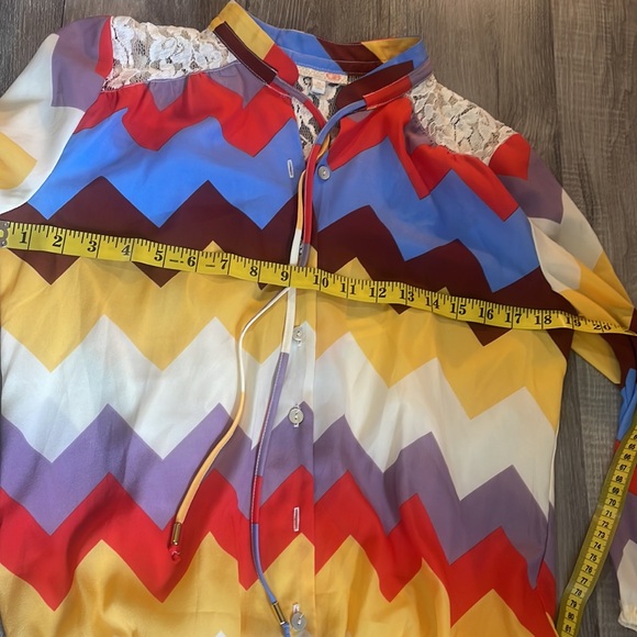 Gianni Bini mini Dress multi colored Chevron Long Sleeve Lace Detail,Medium - Picture 8 of 12